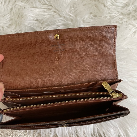 Authentic Louis Vuitton Wallet - Picture 2 of 4